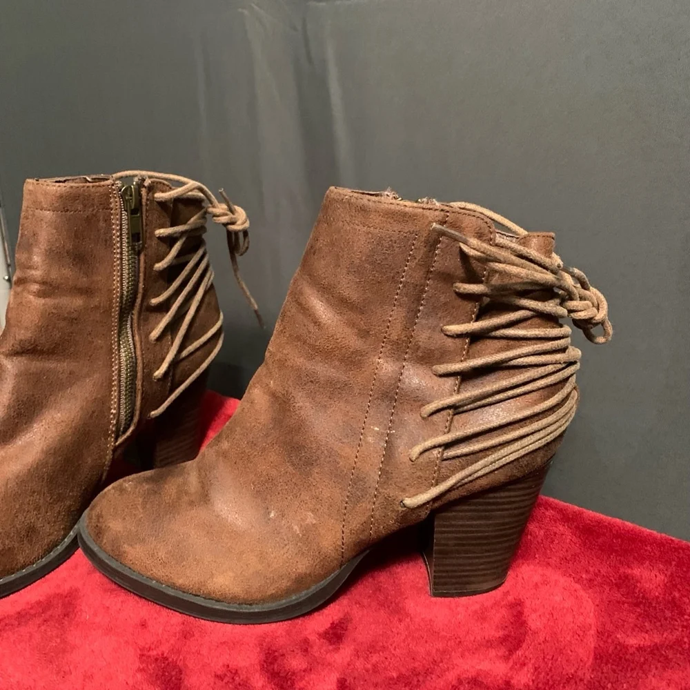 Women's JustFab Brown montey Ankle Boots Size 8